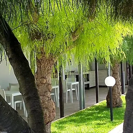 Bed and Breakfast I Tre Ciliegi Οτράντο