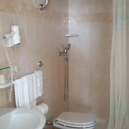 Oda ve Kahvaltı I Tre Ciliegi