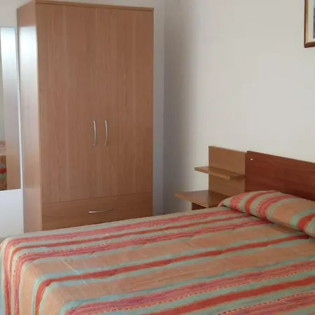 I Tre Ciliegi Oda ve Kahvaltı Otranto