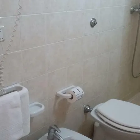 I Tre Ciliegi לינה וארוחת בוקר אוטרנטו