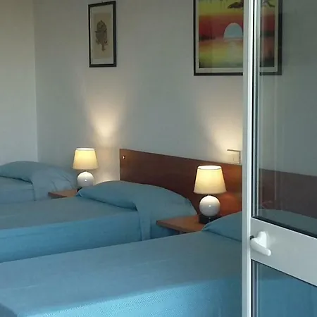 I Tre Ciliegi فندق مبيت وإفطار